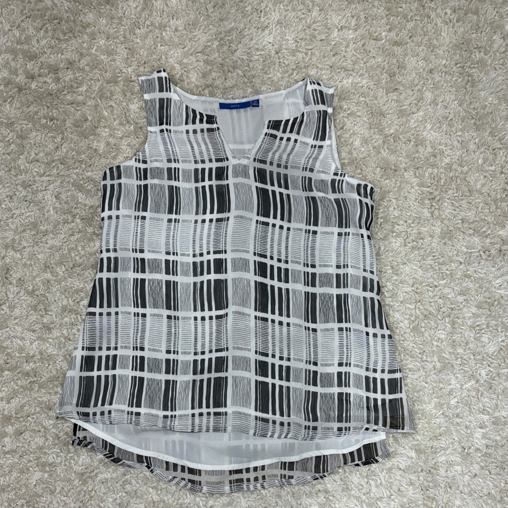 Apt. 9 Monochrome Sleeveless Loose Fit Grid Blouse